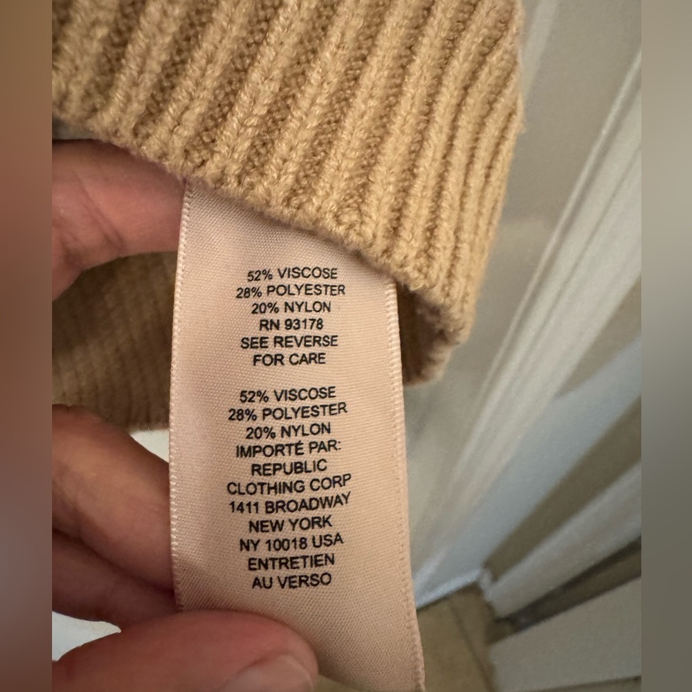 Philosophy camel and white striped crewneck sweater. - Picture 4 of 7